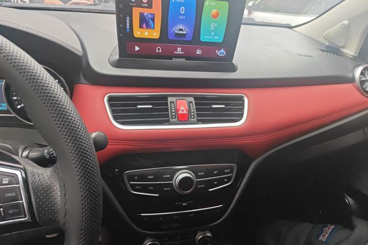 Used Haval H1 2015 1.5L Manual Luxury Model Audio And AC Panel