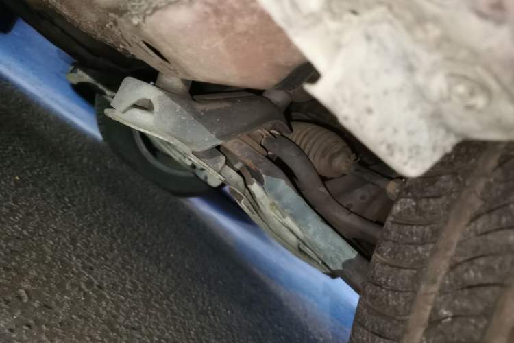 Used Haval H1 2015 1.5L AMT Luxury Model Chassis Front