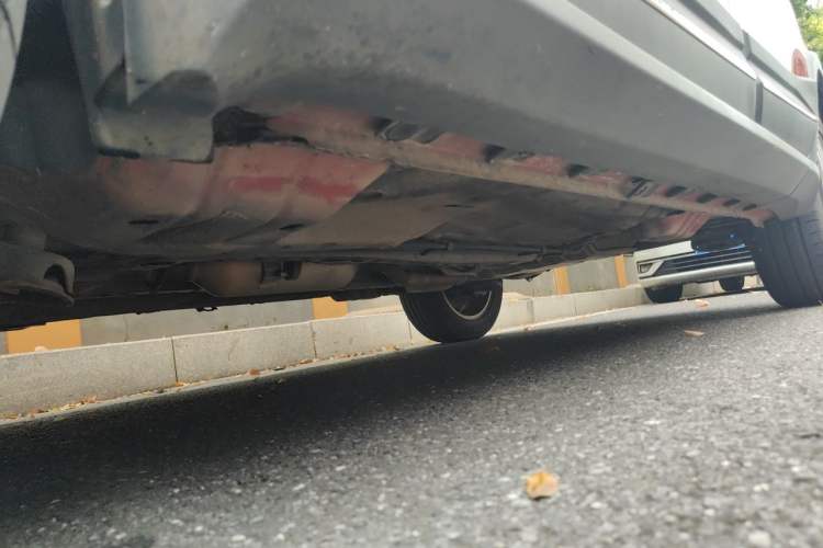 Used Haval H1 2015 1.5L AMT Urban Model Chassis Front Left