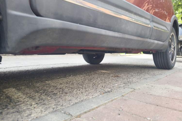 Used Haval H1 2015 1.5L AMT Luxury Model Chassis Front Left