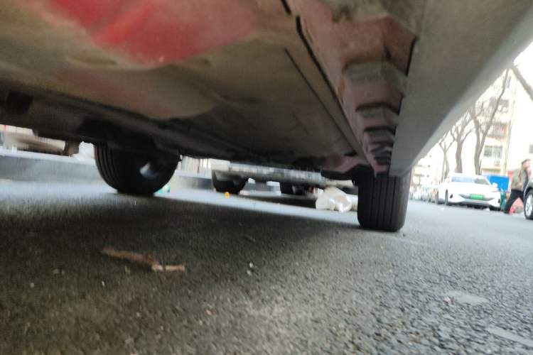 Used Haval H1 2015 1.5L AMT Luxury Model Chassis Front Left