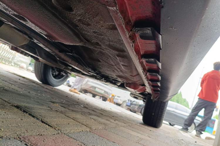 Used Haval H1 2015 1.5L AMT Urban Model Chassis Front Left