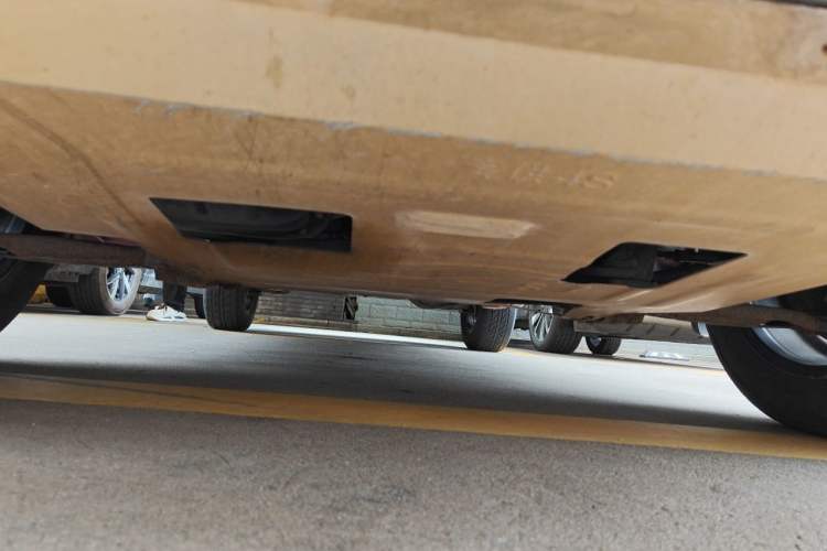 Used Haval H1 2015 1.5L AMT Urban Model Chassis Front
