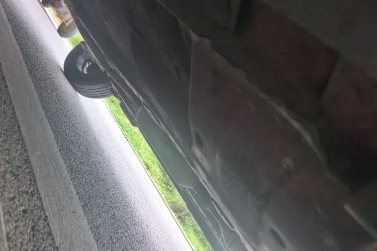Used Haval H1 2015 1.5L AMT Luxury Model Chassis Front Right