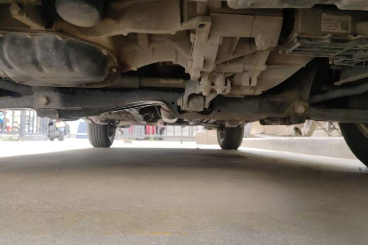 Used Haval H1 2015 1.5L AMT Urban Model Chassis Front