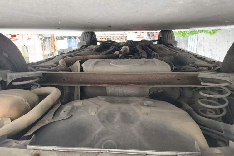Used Haval H1 2015 1.5L AMT Luxury Model Chassis Rear