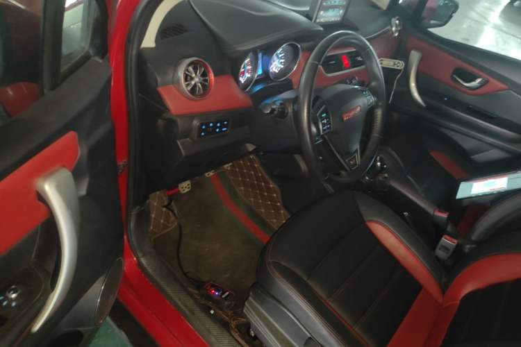 Used Haval H1 2015 1.5L Manual Luxury Model Driver Seat