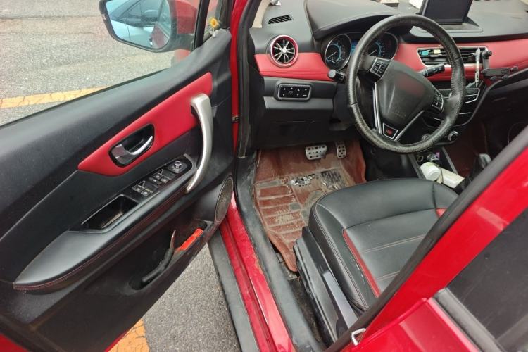 Used Haval H1 2015 1.5L AMT Luxury Model Driver Seat