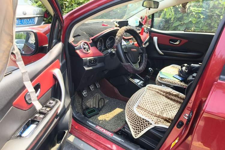 Used Haval H1 2015 1.5L Manual Luxury Model Driver Seat