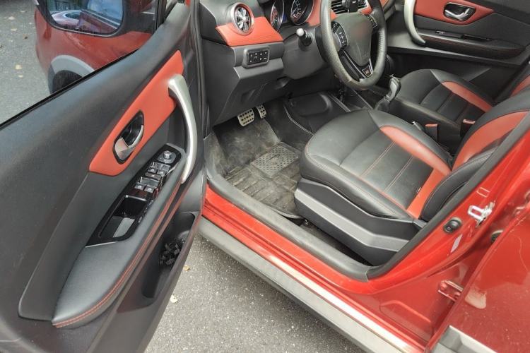 Used Haval H1 2015 1.5L AMT Urban Model Driver Seat
