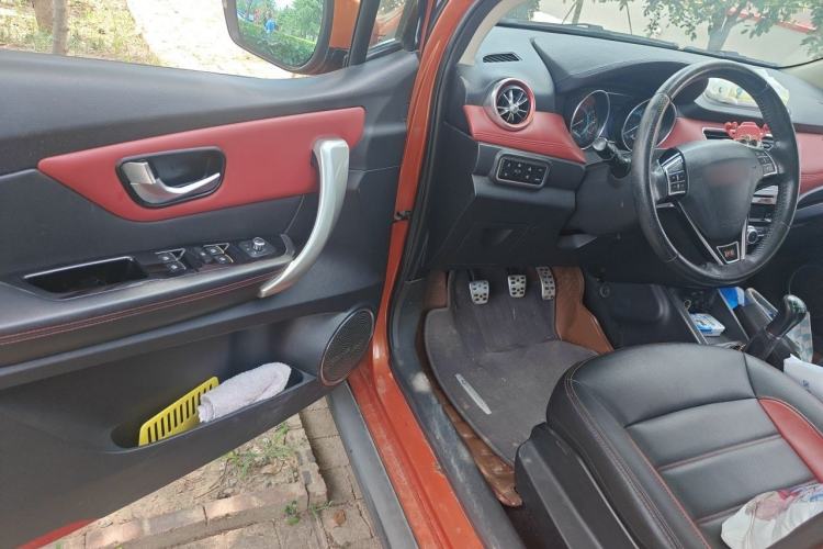 Used Haval H1 2015 1.5L Manual Urban Model Driver Seat