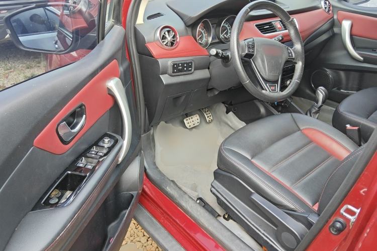 Used Haval H1 2015 1.5L AMT Luxury Model Driver Seat