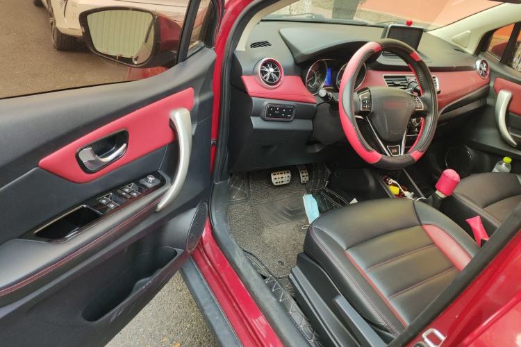 Used Haval H1 2015 1.5L AMT Luxury Model Driver Seat