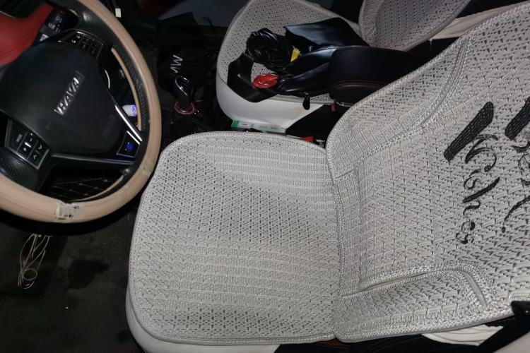Used Haval H1 2015 1.5L Manual Luxury Model Driver Seat