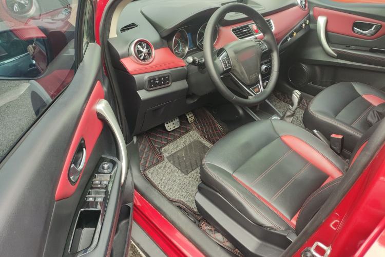 Used Haval H1 2015 1.5L AMT Urban Model Driver Seat