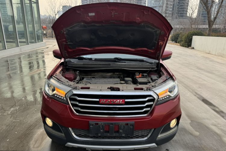 Used Haval H1 2015 1.5L AMT Luxury Model Engine Bay