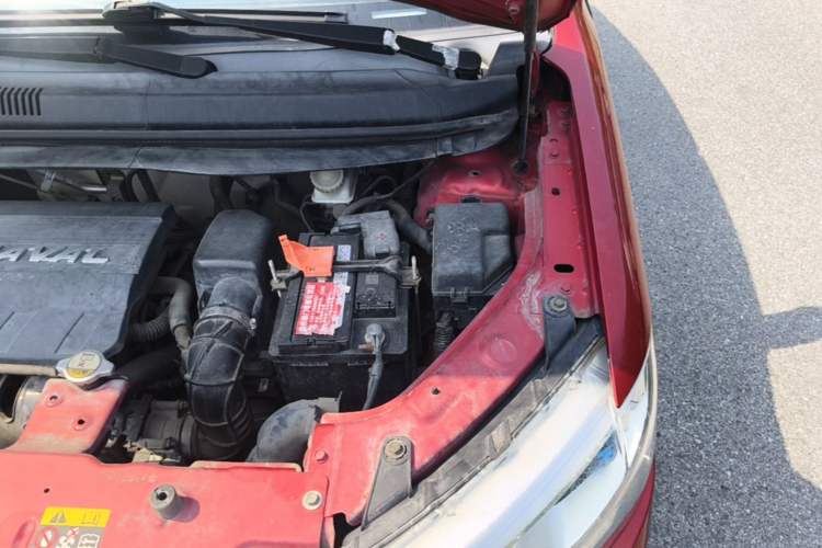 Used Haval H1 2015 1.5L Manual Luxury Model Engine Bay Left