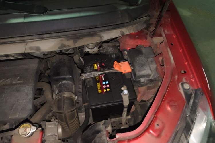Used Haval H1 2015 1.5L AMT Luxury Model Engine Bay Left
