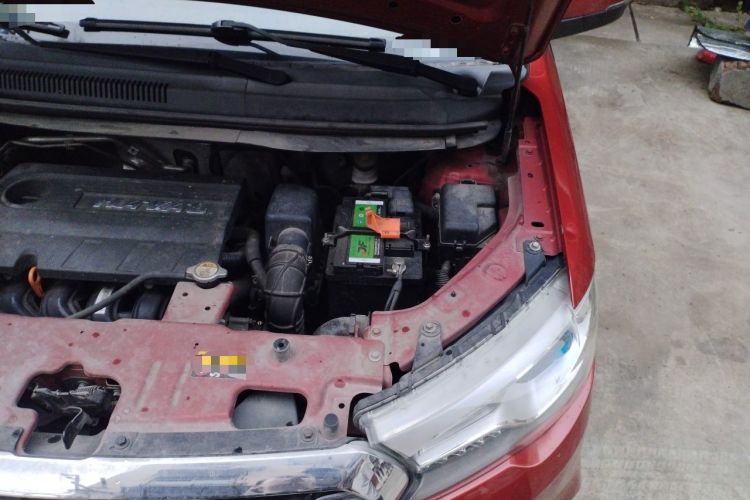 Used Haval H1 2015 1.5L Manual Urban Model Engine Bay Left