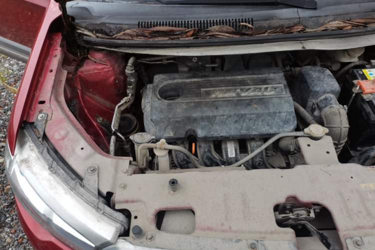 Used Haval H1 2015 1.5L AMT Luxury Model Engine Bay Right