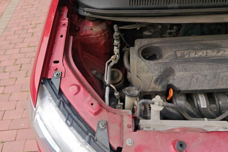 Used Haval H1 2015 1.5L AMT Luxury Model Engine Bay Right