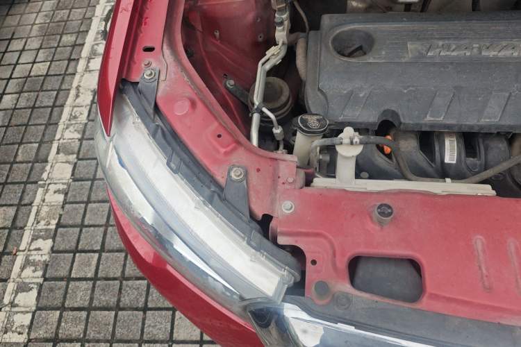 Used Haval H1 2015 1.5L Manual Luxury Model Engine Bay Right