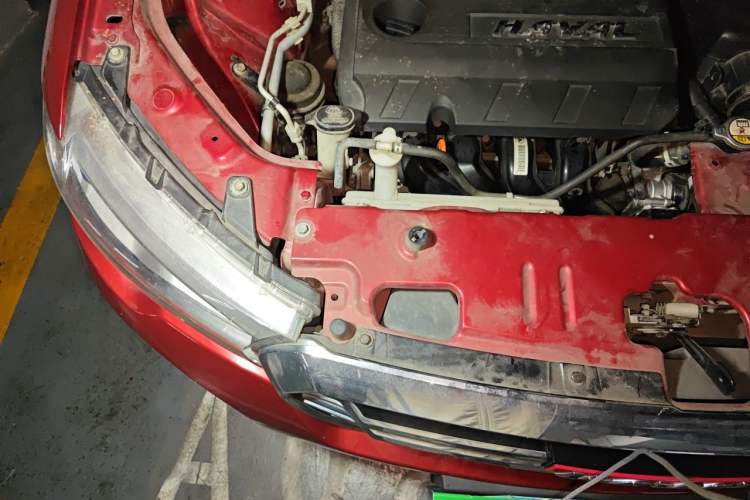 Used Haval H1 2015 1.5L Manual Luxury Model Engine Bay Right