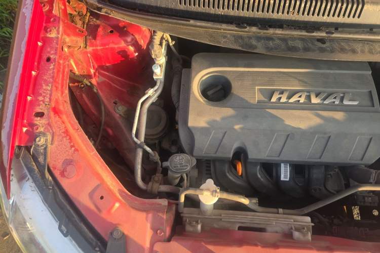 Used Haval H1 2015 1.5L AMT Luxury Model Engine Bay Right