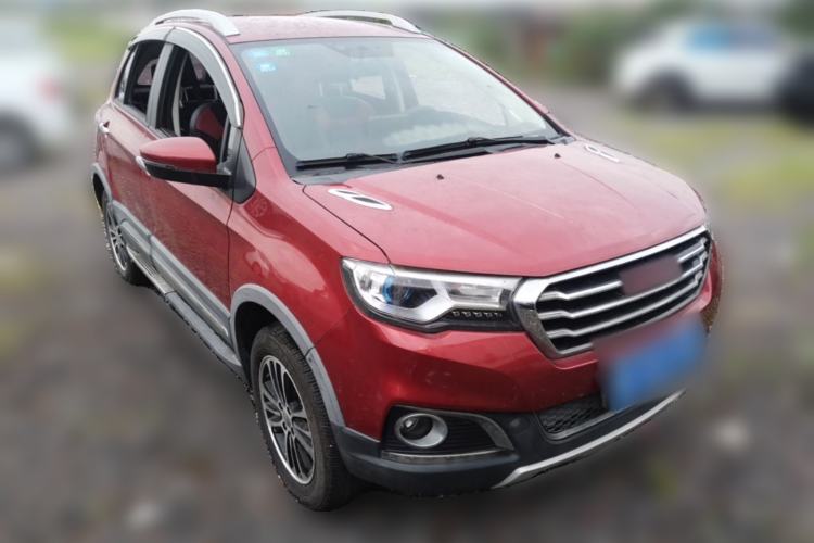 Used Haval H1 2015 1.5L AMT Luxury Model Front Right 45 Deg