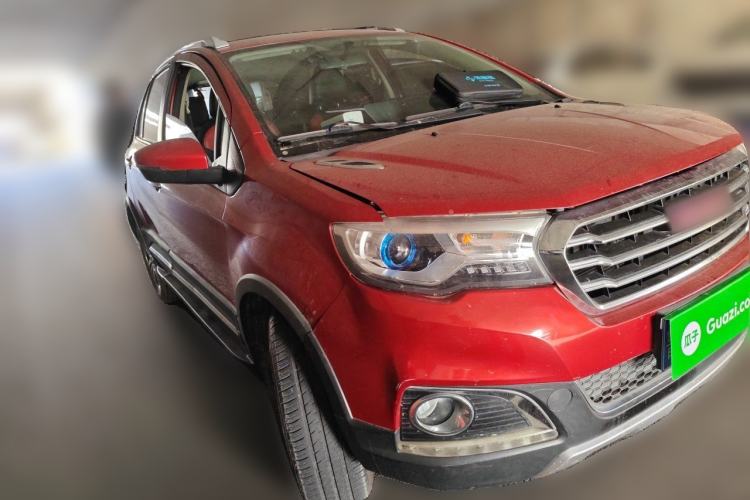 Used Haval H1 2015 1.5L AMT Luxury Model Front Right 45 Deg