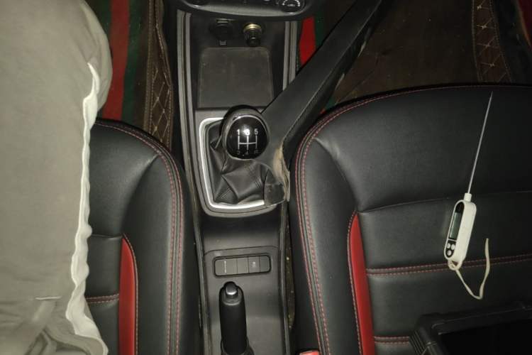 Used Haval H1 2015 1.5L Manual Luxury Model Gear Lever