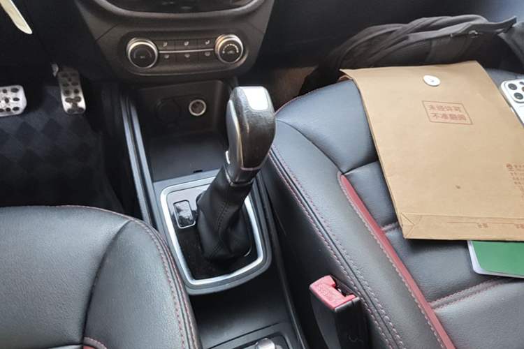 Used Haval H1 2015 1.5L AMT Urban Model Gear Lever