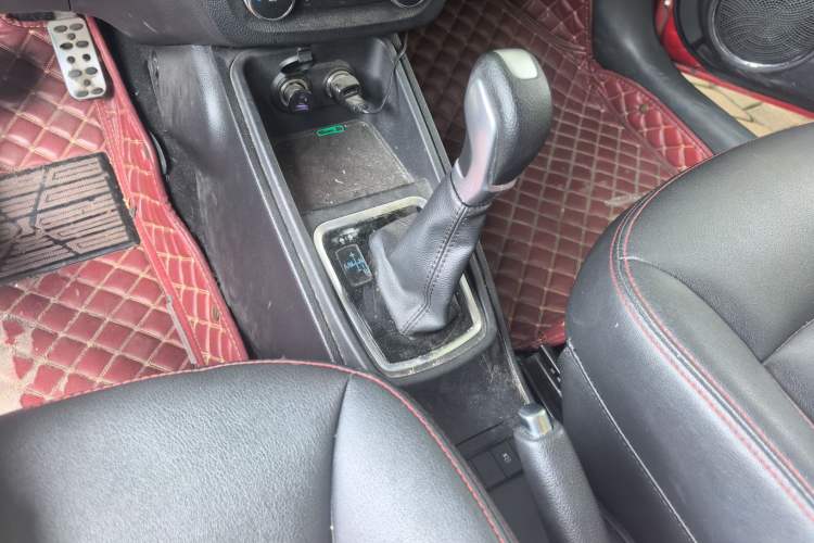 Used Haval H1 2015 1.5L AMT Luxury Model Gear Lever