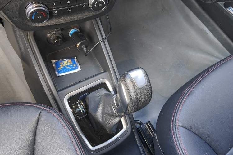 Used Haval H1 2015 1.5L AMT Luxury Model Gear Lever