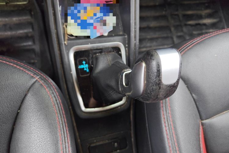 Used Haval H1 2015 1.5L AMT Urban Model Gear Lever