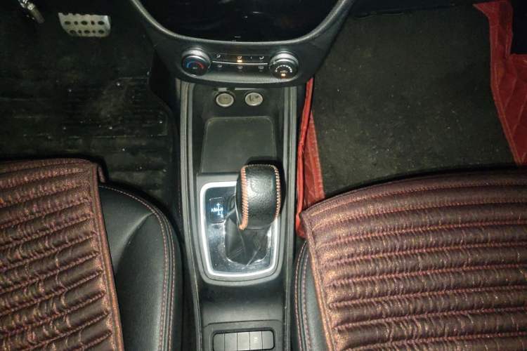 Used Haval H1 2015 1.5L AMT Urban Model Gear Lever