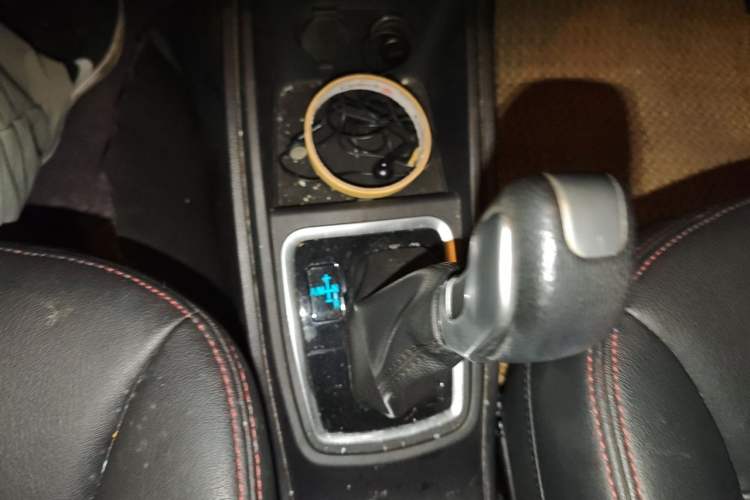 Used Haval H1 2015 1.5L AMT Luxury Model Gear Lever