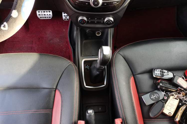 Used Haval H1 2015 1.5L AMT Urban Model Gear Lever