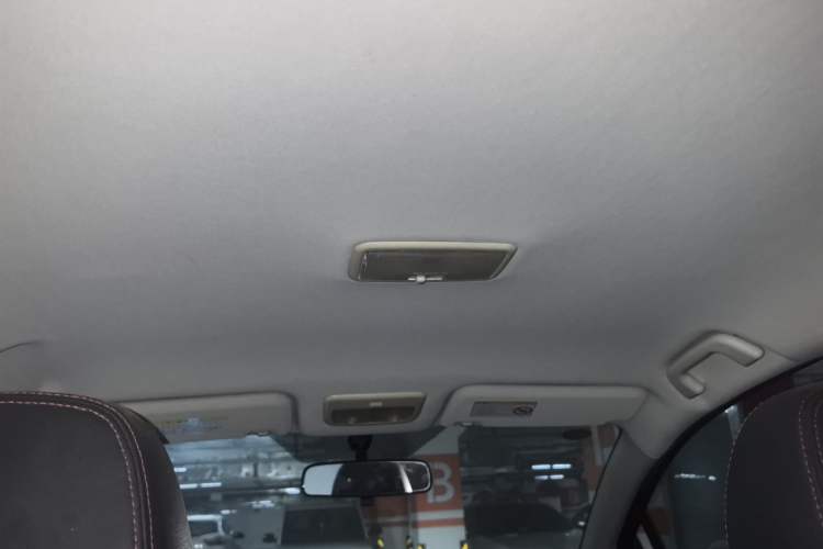 Used Haval H1 2015 1.5L AMT Urban Model Headliner