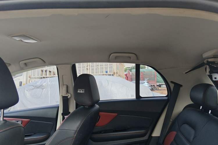 Used Haval H1 2015 1.5L AMT Luxury Model Headliner