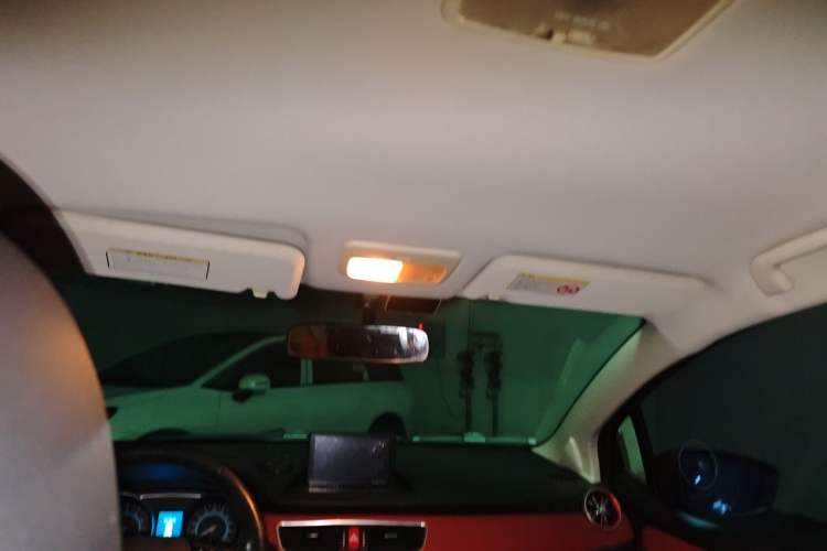 Used Haval H1 2015 1.5L AMT Luxury Model Headliner