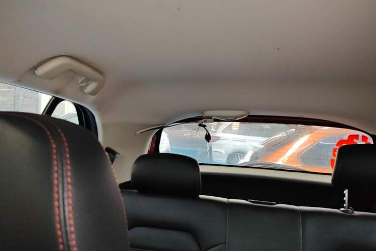 Used Haval H1 2015 1.5L AMT Luxury Model Headliner