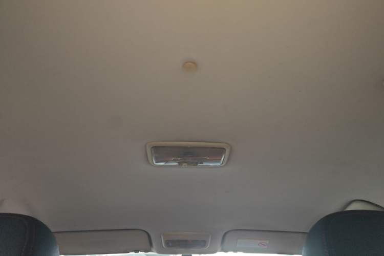 Used Haval H1 2015 1.5L AMT Luxury Model Headliner