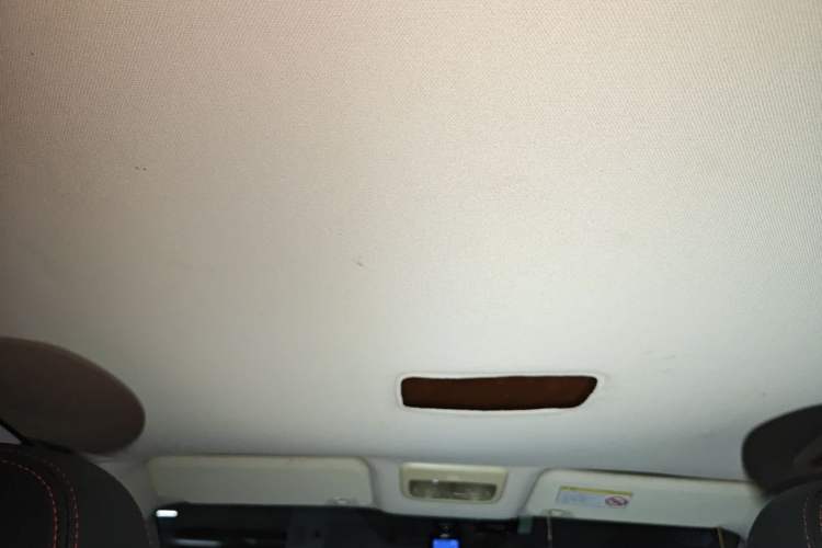Used Haval H1 2015 1.5L Manual Luxury Model Headliner