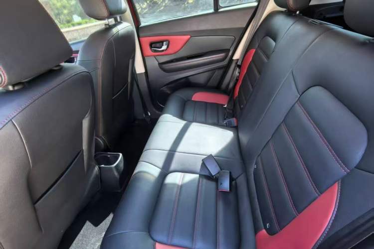 Used Haval H1 2015 1.5L AMT Urban Model Interior 2