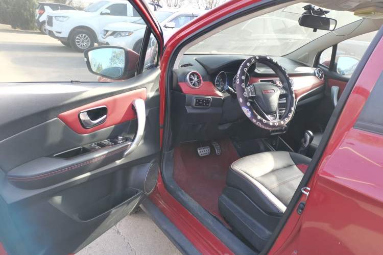 Used Haval H1 2015 1.5L AMT Urban Model Interior 3