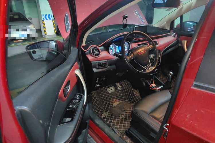 Used Haval H1 2015 1.5L AMT Luxury Model Interior 3
