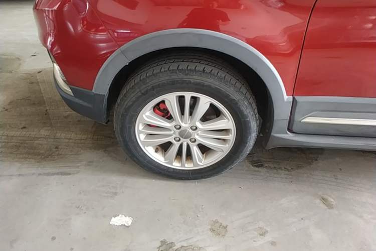 Used Haval H1 2015 1.5L Manual Urban Model Left Front Wheel Hub