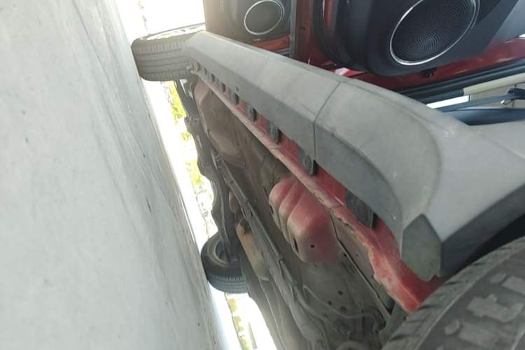 Used Haval H1 2015 1.5L Manual Luxury Model Left Side Sill