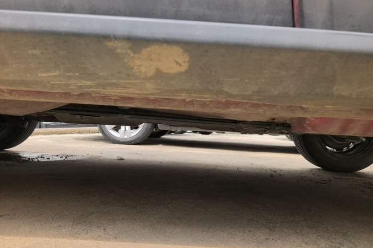 Used Haval H1 2015 1.5L AMT Luxury Model Left Side Sill